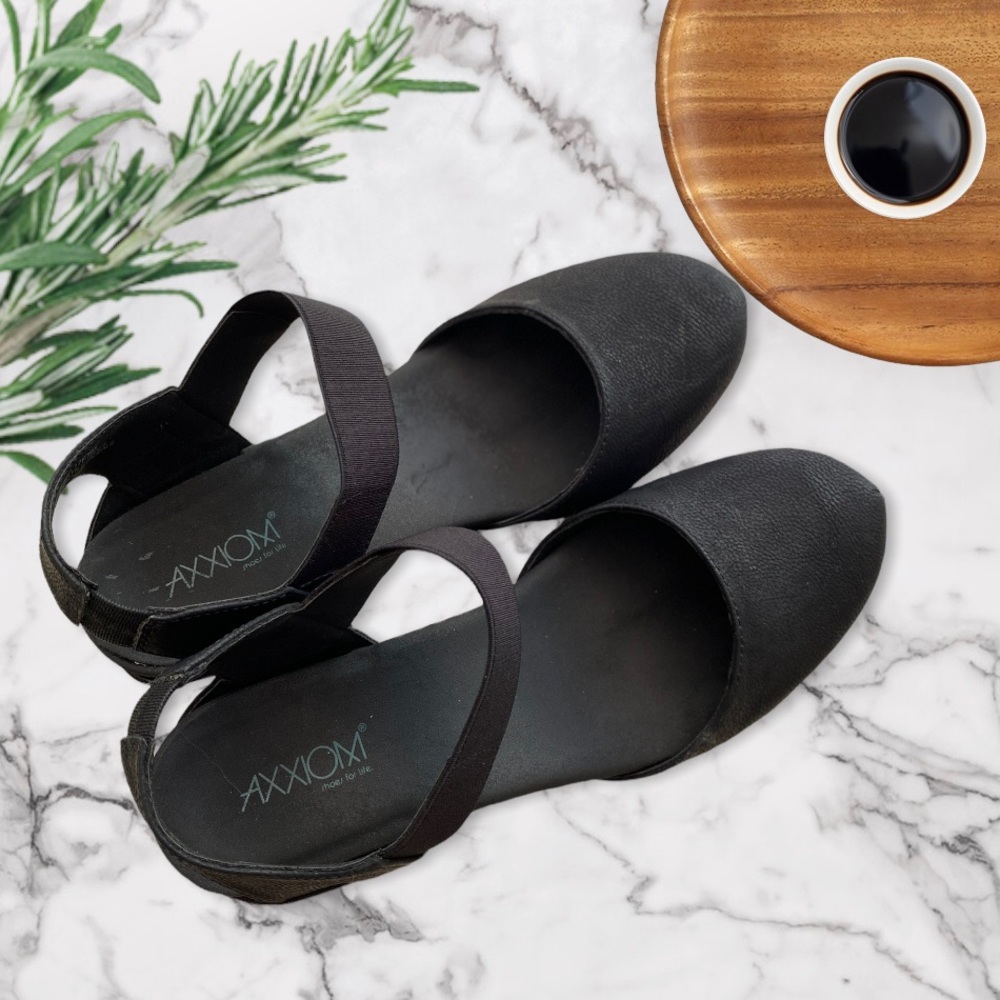 Axxiom Fantasy World Shoes, Size 8